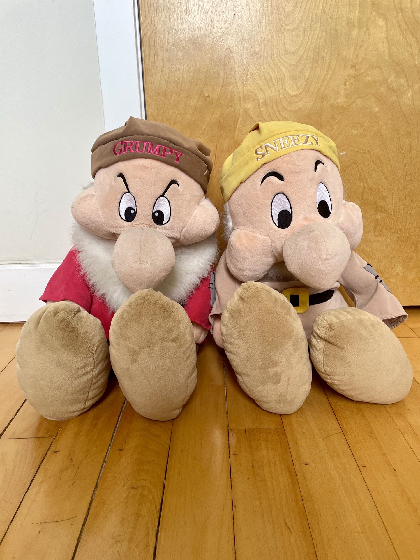 Original Vintage Disney Dwarfs From Snow White