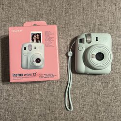 Fujifilm Instax Mini 12 Camera 