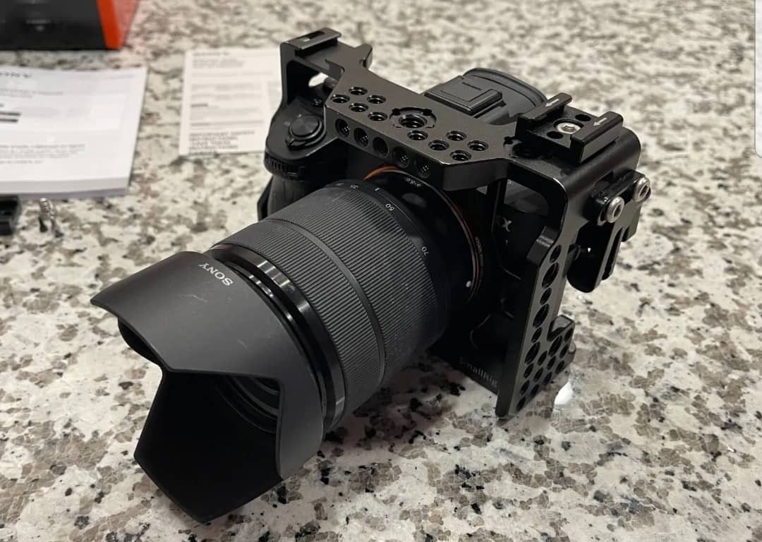 sony alpha A7iii for Sale in Elgin, IL - OfferUp