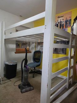 Solid wood Queen loft bed