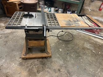 Rockwell/Delta table saw