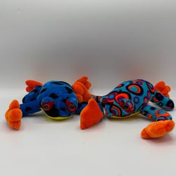Frog Plushie Duo