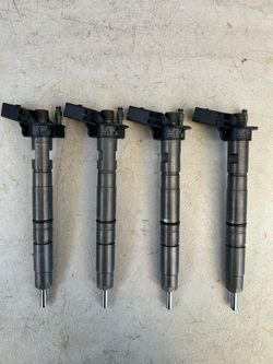 Bosch Genuine Diesel Injector VW Jetta 2009-2014-Golf - Passat (used/great condition)