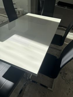 Dinning Table Set