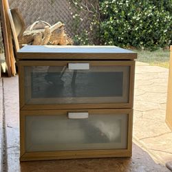 Night Stands / Dressers 