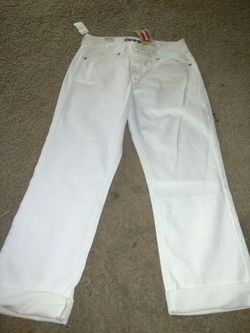 Brand new Levi's size 14