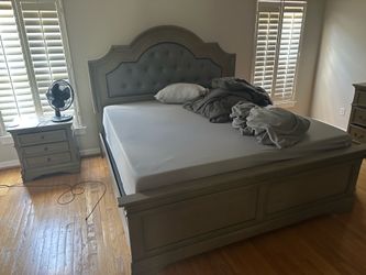 King size 14” memory foam mattress