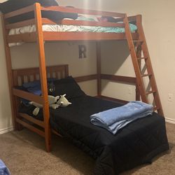 Loft Bed / Bunk Beds