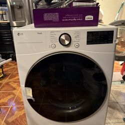Brand New- Never Used LG 7.4 cu.ft. Front Load Dryer
