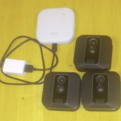 Blink XT2 Camera System + Blink Sync Module XR 