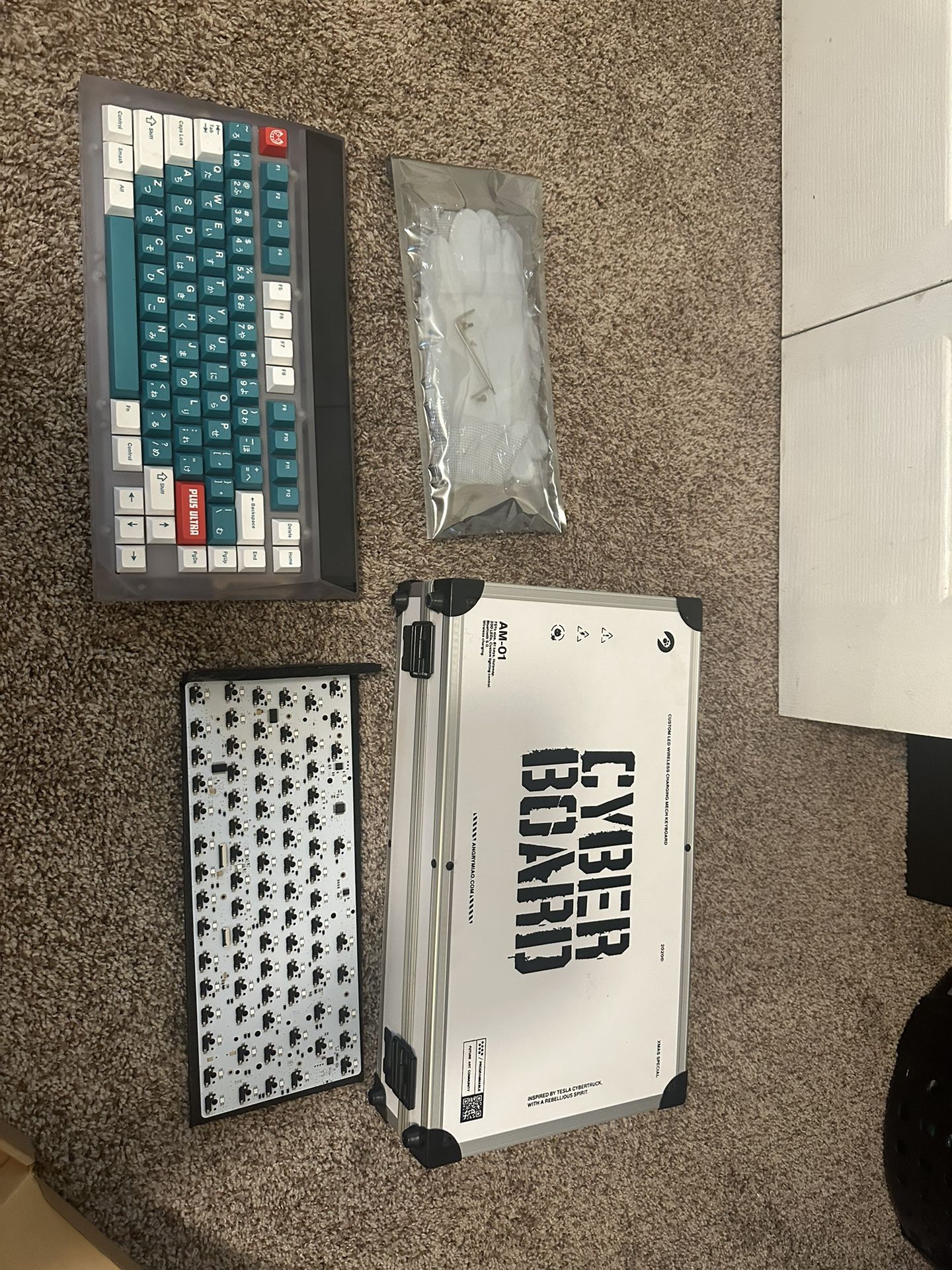 Cyberboard Xmas Edition White Polycarbonate 