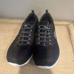Skechers Brand New No Box Size 8.5