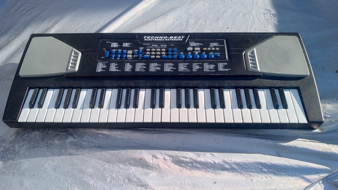 Techno Keyboard FUNCTIONS 100 PERCENT
