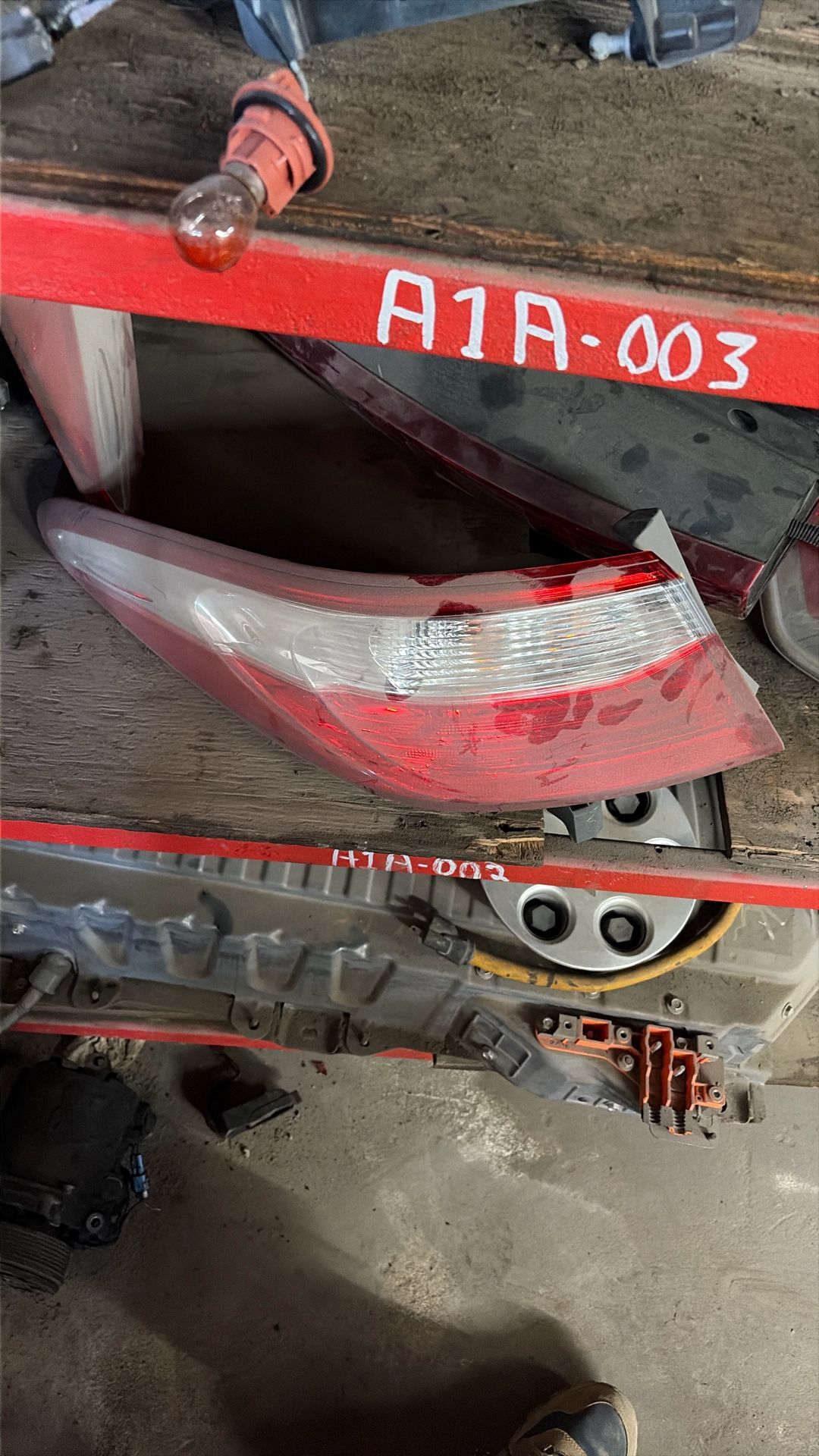 2016 Toyota Camry Driver Side Taillight