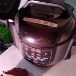 Ninja 10-in-1 18qaurt Air Fryer/ Pressure Cooker XLr