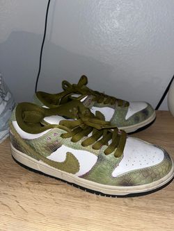 Dunk sneakers women’s size