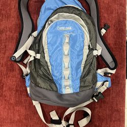 Camelbak Daystar Backpack Blue Gray Hiking Backpack-2 Compartments - Waist Belt