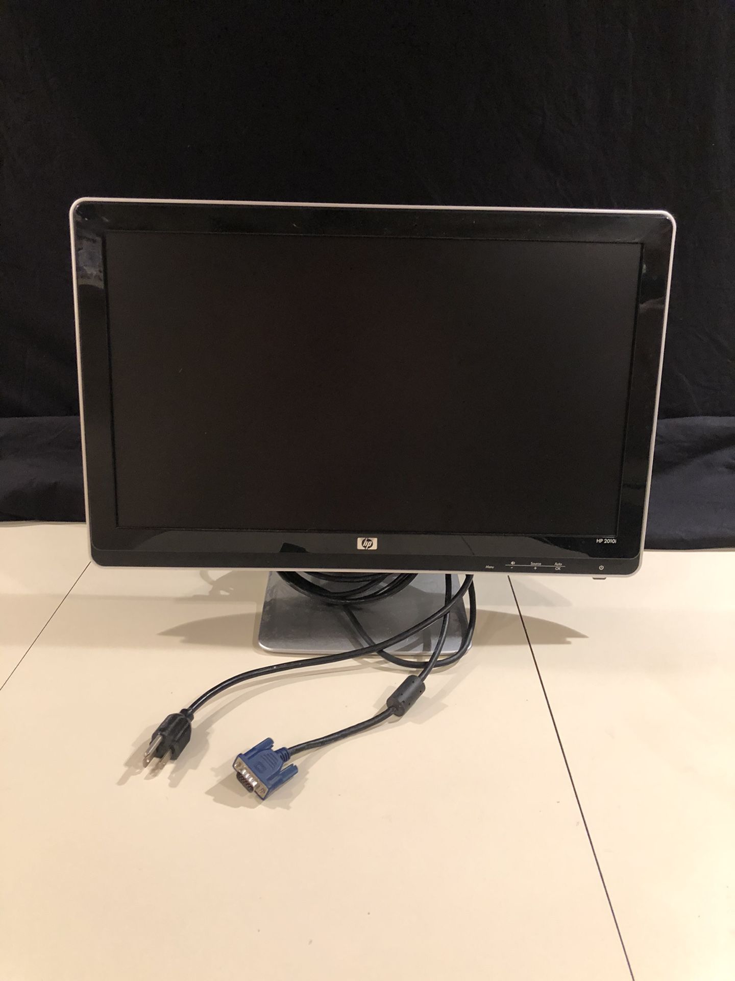 HP computer monitor