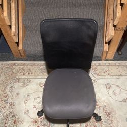 Black Rolling Office Chair