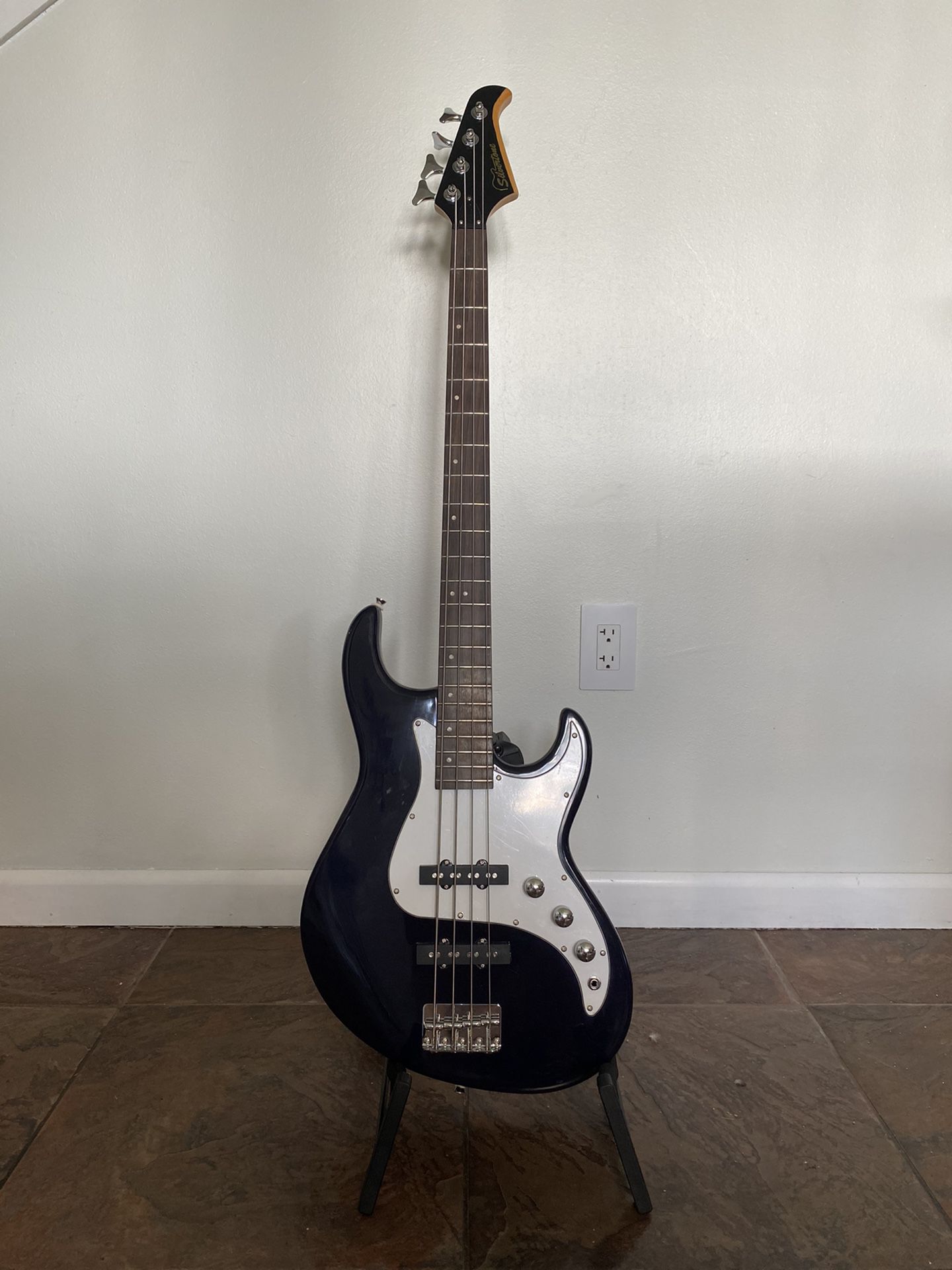 Silvertone Bass Guitar - Purple