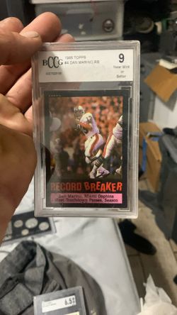 1985 Topps, Dan Marino record breaker most touchdown passes in a season near nine