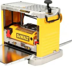 DeWalt 15 Amp Corded 12.5 In Bench Planer