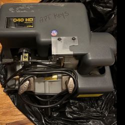 ilco 040 HD Automatic Key Machine