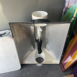 Sunsystem Grow Lights With Ballast Qty Four 