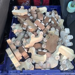 Handcrafted Wooden Rolling Toys – Natural Montessori Cars & Animals – Eco-Friendly Gifts for Kids