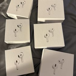 New Airpods Pro 3 and Airpods 4