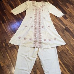 Women’s Pakistani 2 Piece Set Size L/XL