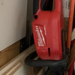 Milwaukee Hedge Clippers