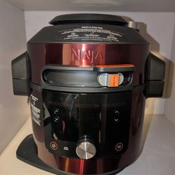 Ninja Air Fryer/Pressure Cooker 
