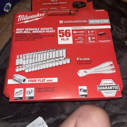 Milwaukee Brand New 56 Piece Socket Set And Case