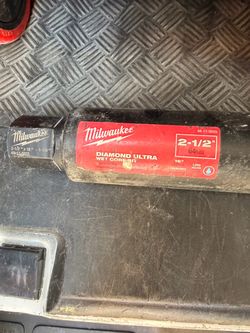 Milwaukee Diamond Ultra Wet Core Bit 2-1/2” x 16” (Model 48-17-5025)