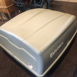 Car Cargo Carrier. 