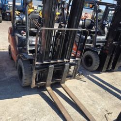 Warehouse Forklift 5000#