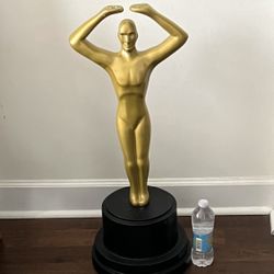 Oscars Party Centerpiece Statue!!! 