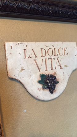 Wall decor