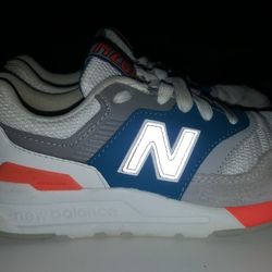 New Balance 997H "size 13.5 Child"