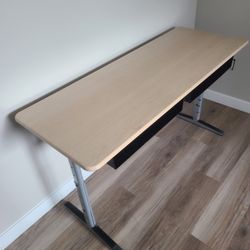 Desk laminated wood color adjustable legs