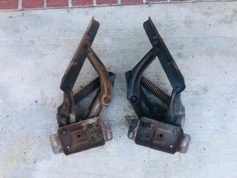 hood hinges 67-72 F100