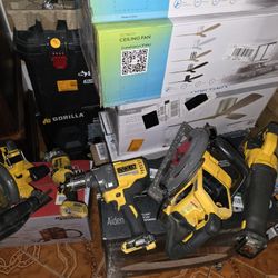 5 / Piezas De Dewalt En Venta Todo Por $480 Cash