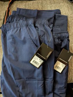 Off brand scrub pants sz. Small