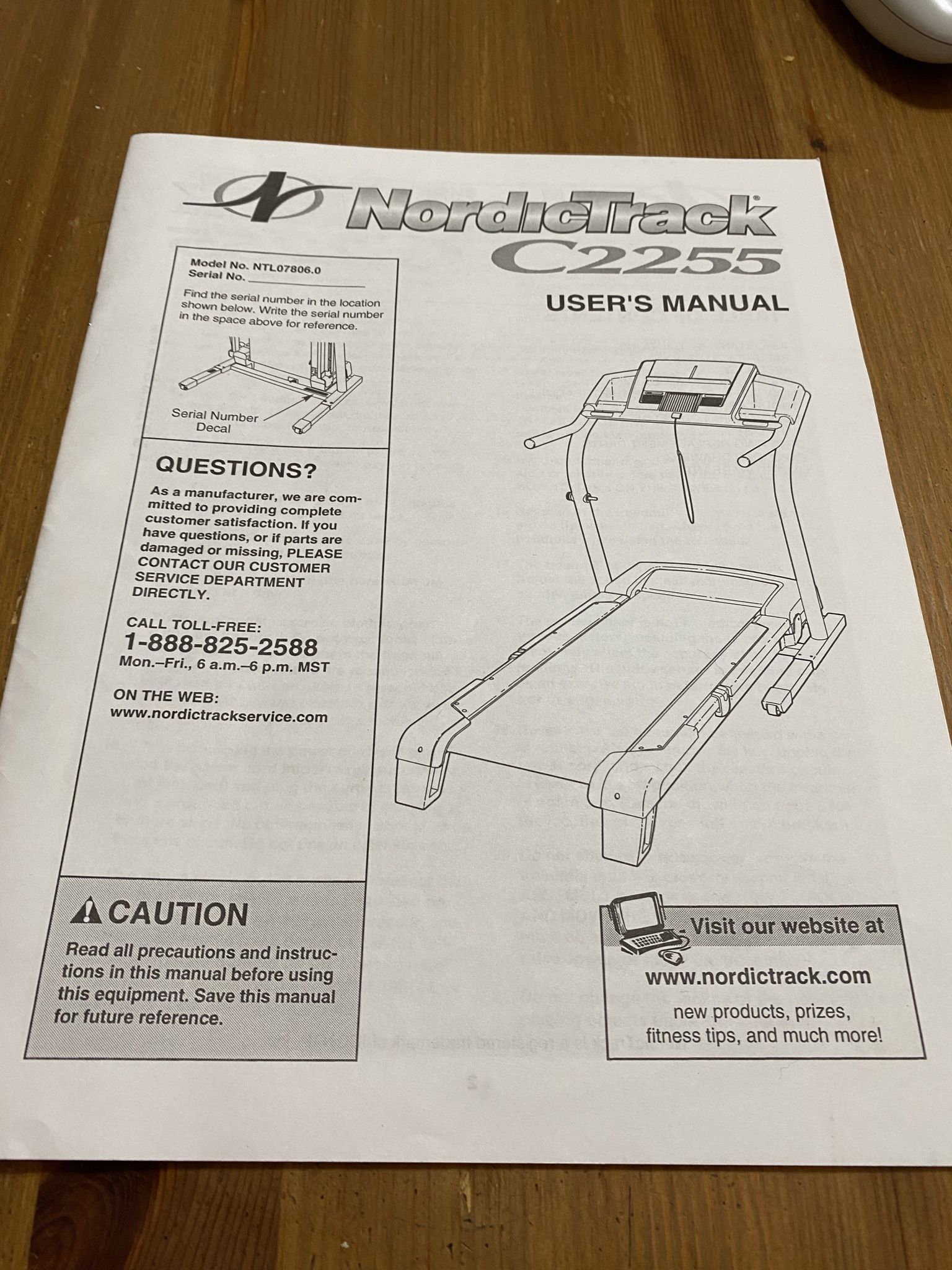 NordicTrack C2255 Treadmill Excellent Condition for Sale in Las