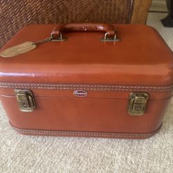 Vintage Vanity Suitcase 