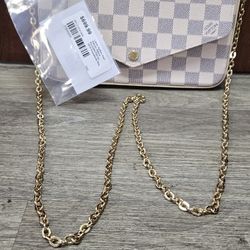 LOUIS VUITTON CROSSBODY PURSE