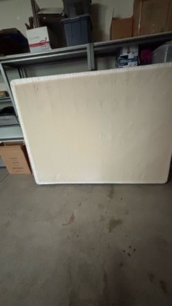 Queen Vera Wang box spring