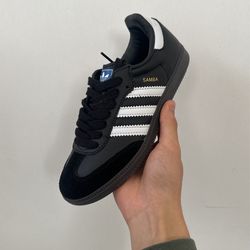 Adidas Samba Black & White 