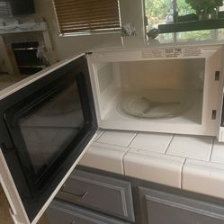 Sunbeam Microwave 